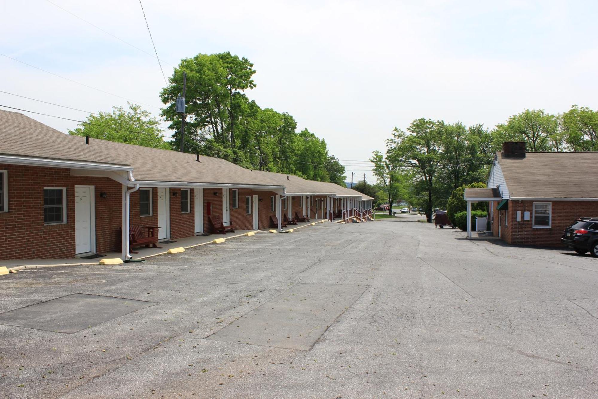 Penn Amish Motel 덴버 외부 사진